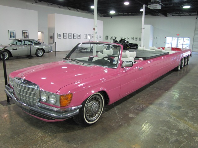 Mercedes Limo 1976